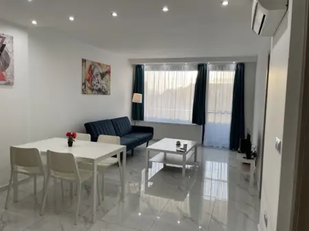 Kiadó téglalakás, Pécs 3 szoba 60 m² 330 E Ft/hó